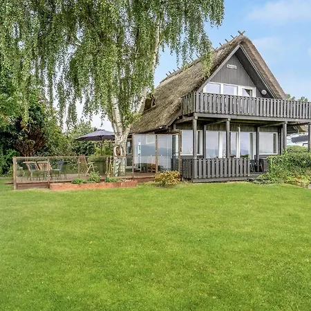 Pet Friendly In With Wifi Holiday home *