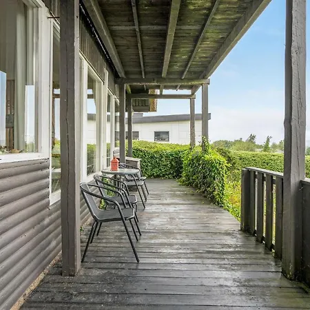 Lovely In With Wifi Holiday home *